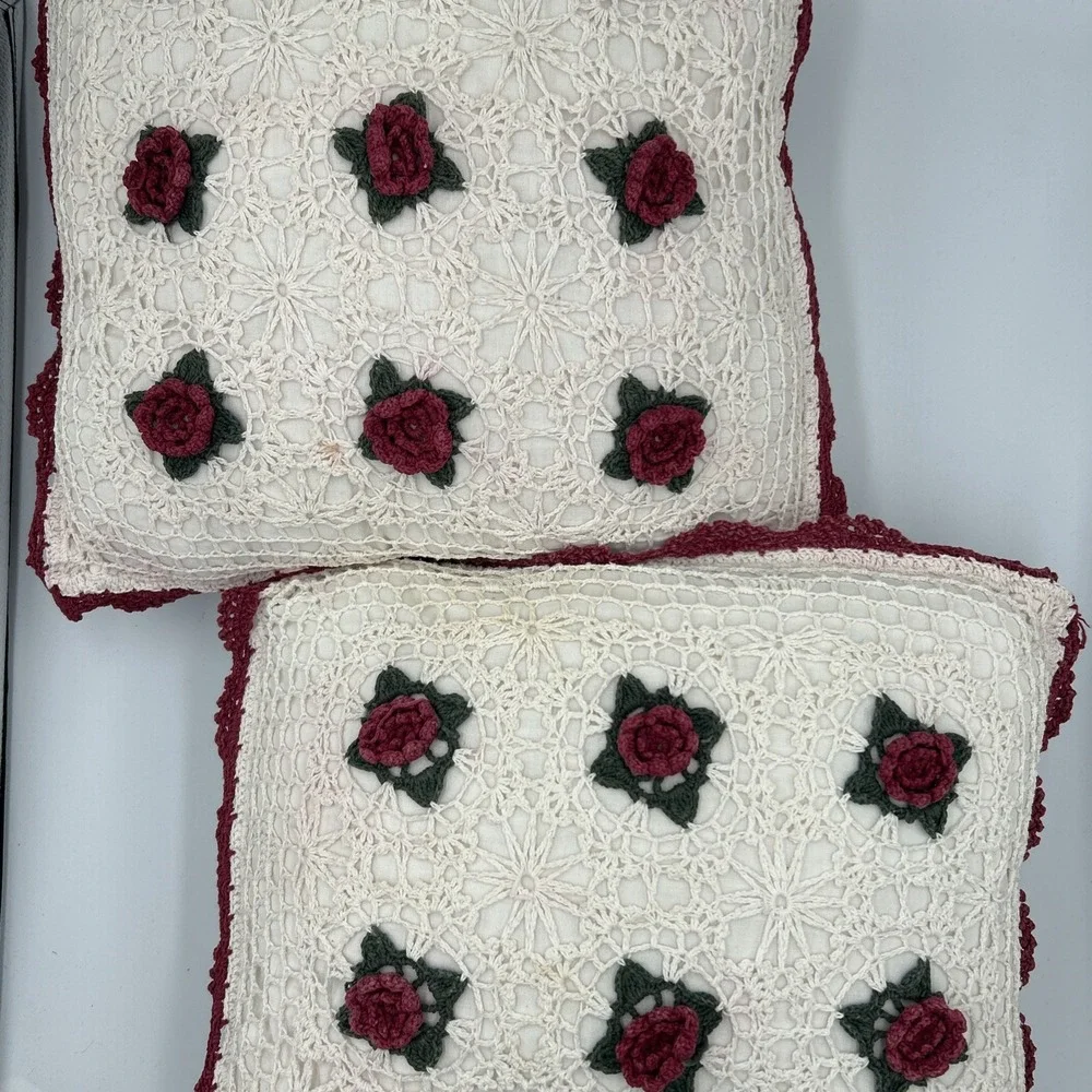 Vtg Decorative Crochet Lace Maroon Rose 15